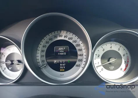 2013 Mercedes-Benz C 350 Sport 4Matic z USA, uszkodzony, nr VIN WDDGJ8JB4DG078701